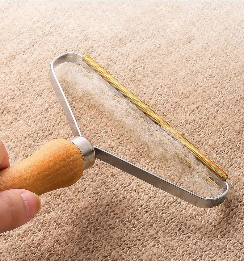 Elimină părul de animale dintr-o singură trecere